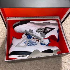 Air Jordan 4